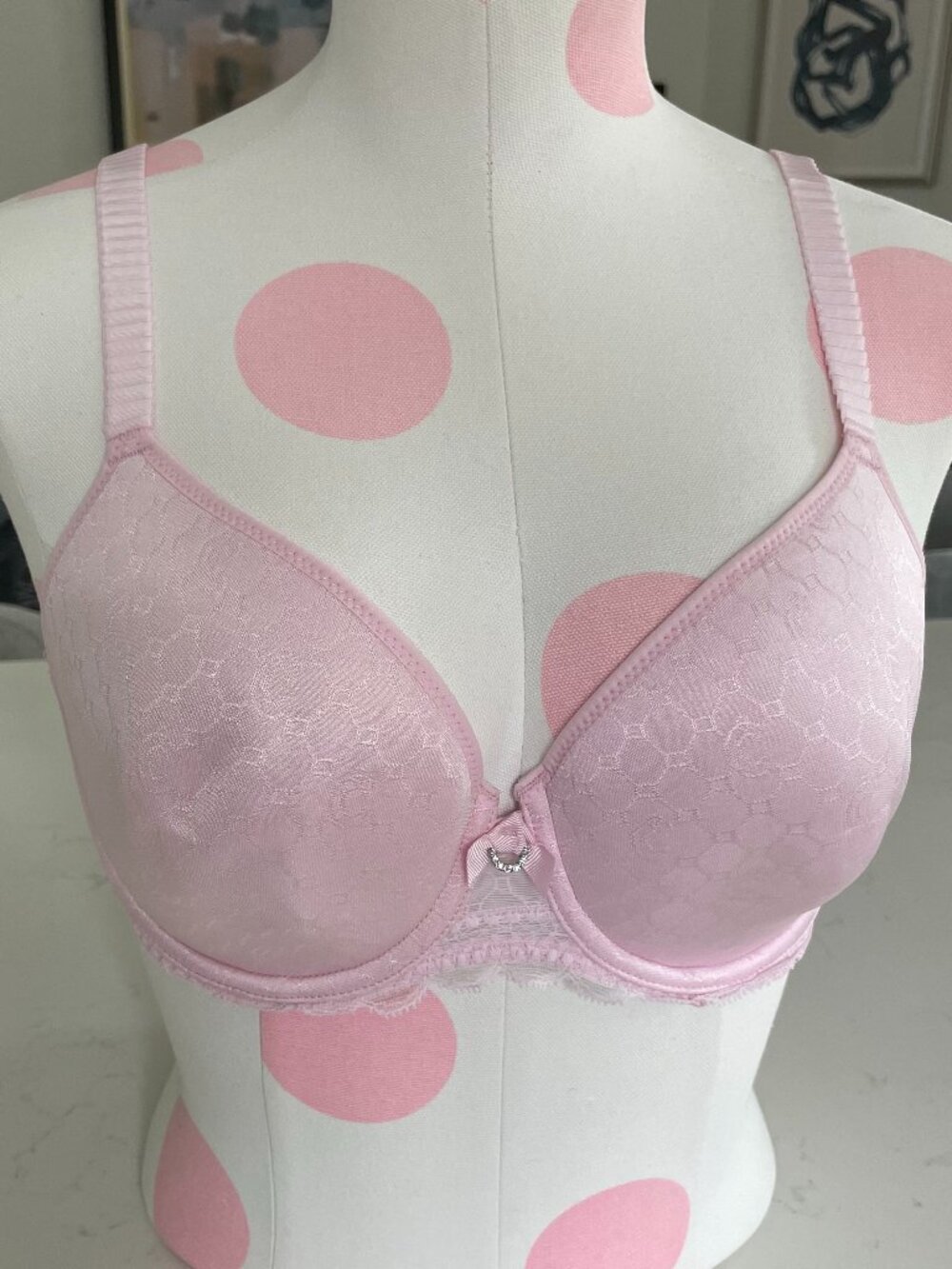 Chantelle C Chic Signature Foam Seamless Spacer T Shirt Bra 3585 Pink Sz 34D